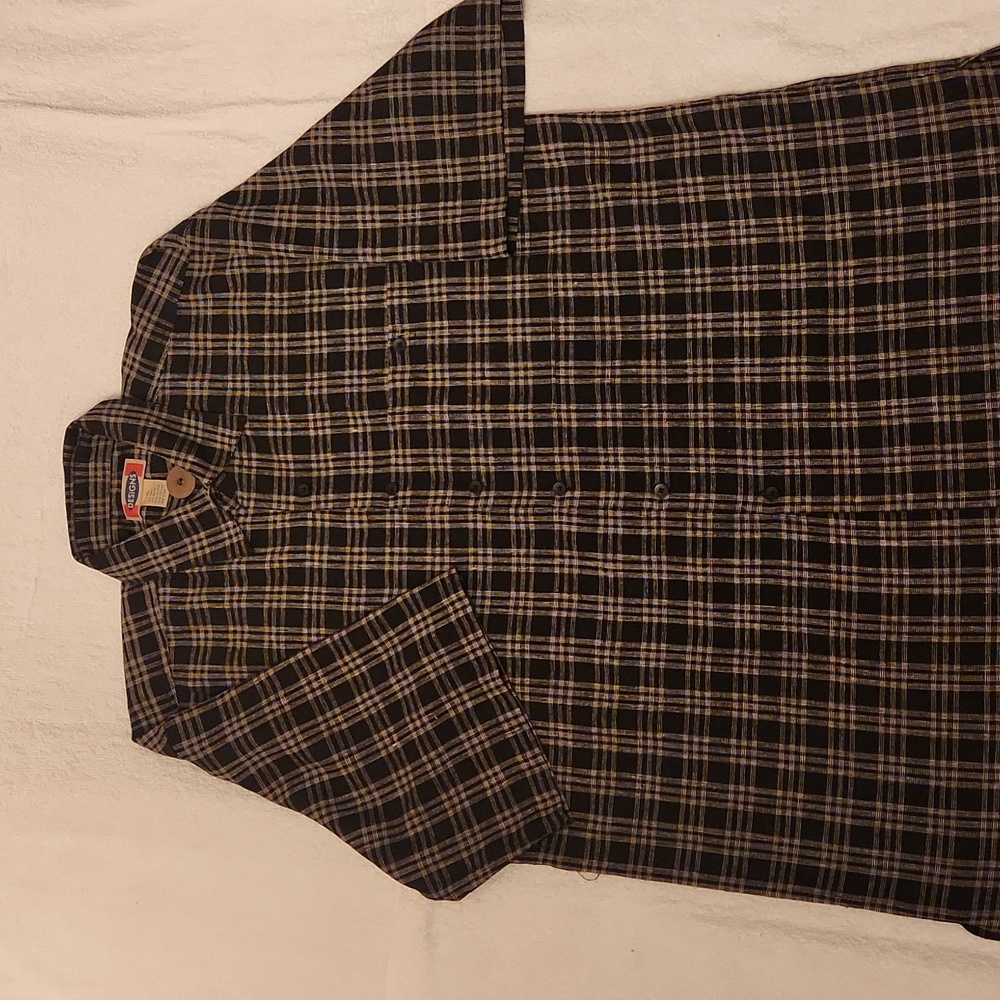 Designs Men's Button-down shirt